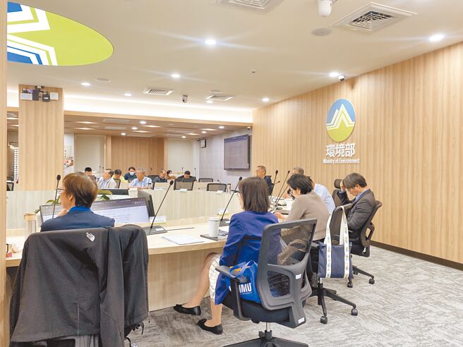 交通部高公局规画国道5号衔接苏花改公路计画，14日环评初审通过，7月底前须补正环委建议内容，后续将送大会审查。（蔡明亘摄）