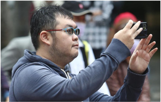 網紅四叉貓申請去徐巧芯住家附近拍片    警核准呼籲這兩點