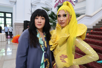 「國師」進總統府！見證妮妃雅這一刻 唐綺陽喊：亞洲驕傲