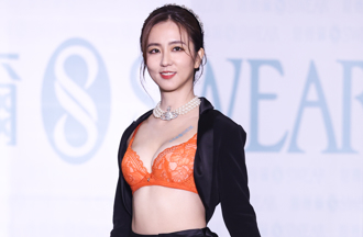 「內衣女神」周曉涵被要求再瘦點 公開私訊為難：情何以堪