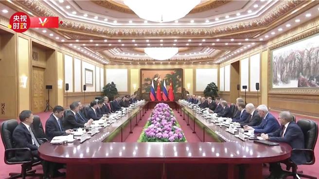 和普丁大範圍會談，習近平：進一步加強發展中俄戰略對接。（央視新聞）