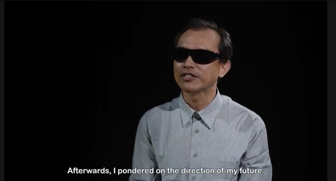 黃文龍老師在本片採用紀錄片形式呈現，結合部分劇情演出還原過往景況，其中在演員的選角部分，更挑戰讓本片故事原角色夫妻二人直接擔綱本片男女主角。(照片/佛光大學提供)