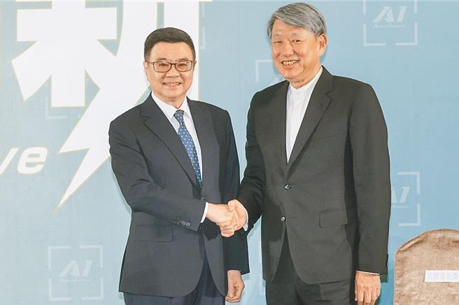 圖為準閣揆卓榮泰（左）與準經濟部長郭智輝（右）。（本報資料照片）