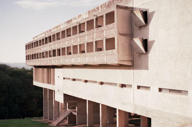 由徕卡M6所拍摄的彩色照片，多为廖健宏对于拍摄当下的情绪投射与想法。（徕卡提供／古明弘台北传真）