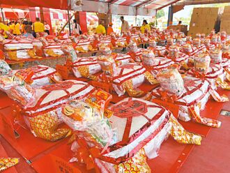 雲林 六房媽過爐明登場 千隻米龜旺旺