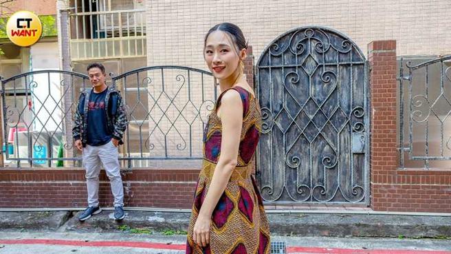 张翰跟吴可熙谈起非洲拍摄经验，都大讚西非维德角根本就是渡假小岛，到处都是美食美景。（图／焦正德摄）