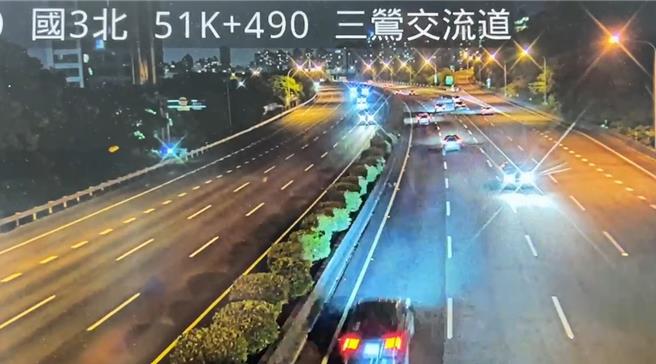 70多岁林姓老翁因路况不熟误入国道，家属也称疑有失智情形，警方将开罚6000元至3万6000元，并函送桃园地检侦办。（翻摄照片）