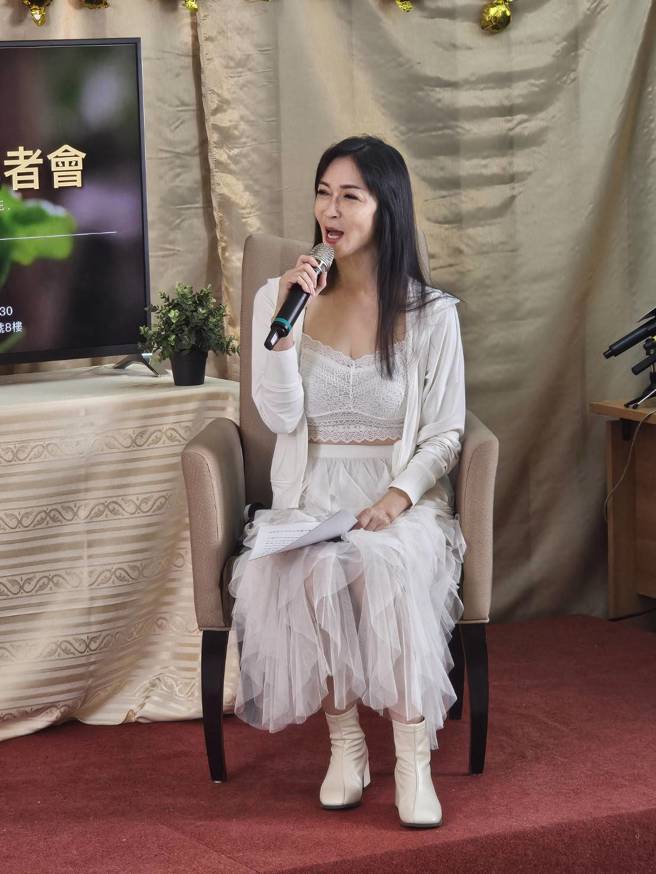 顾婕今向大家说明病况。（图／游定刚拍摄）