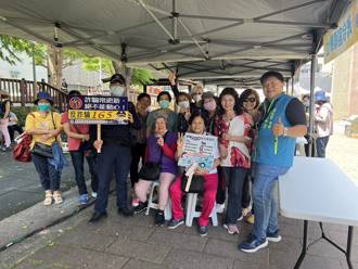 桃園警結合愛心公益市集活動 宣導識詐及交通安全