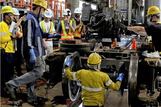 向高教技術人才招手 台鐵掛保證：福利好、升遷順