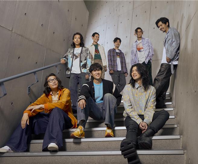 宇宙人和麋先生合作新歌〈你在哪里〉。（相信音乐提供）