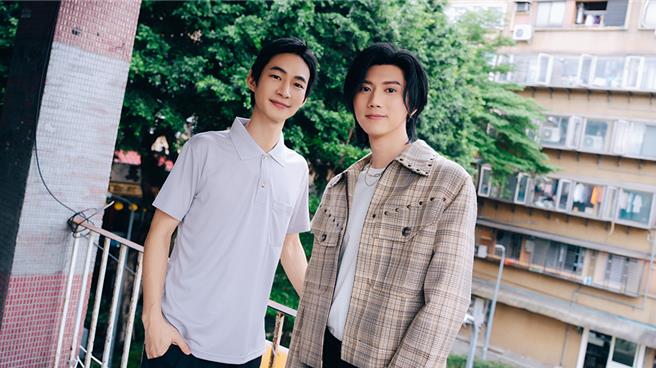 黄霆睿〈笑着笑着就哭了〉MV邀请黄河演出。（相映音乐提供）