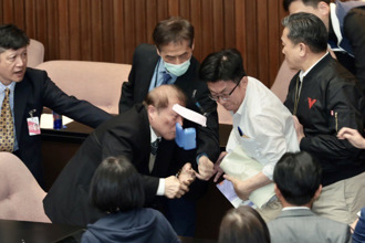 影》3綠委單兵作戰鬧國會為給賴清德看？ 葉元之：要奠定第一勇士地位