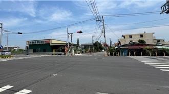 台南「誘加速路段」太詭異 裝6支紅綠燈！車禍更多