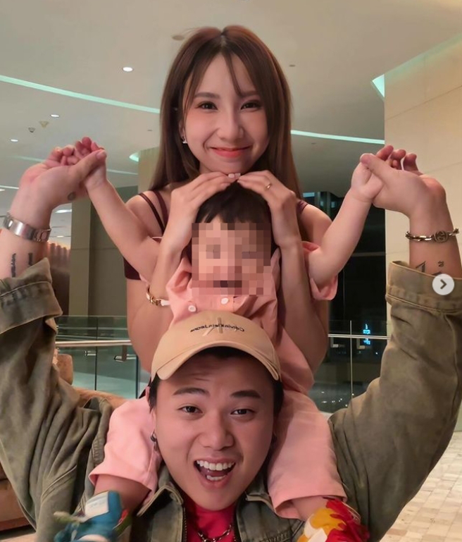 Jasmine和Kvin时常分享一家三口合照。(图/翻摄kvin IG)