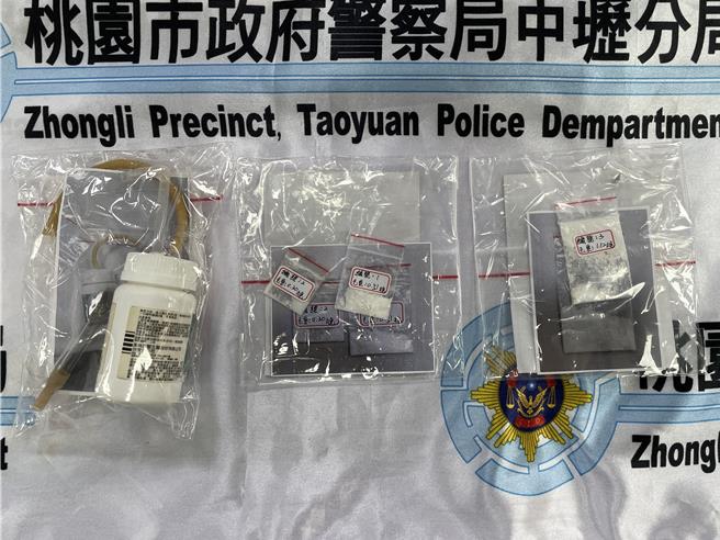 520前净化治安，桃园市警察局在局长吴坤旭亲带队下执行「雷霆除暴专案」查获5万克毒品、10把枪。(警方提供／蔡依珍桃园传真)