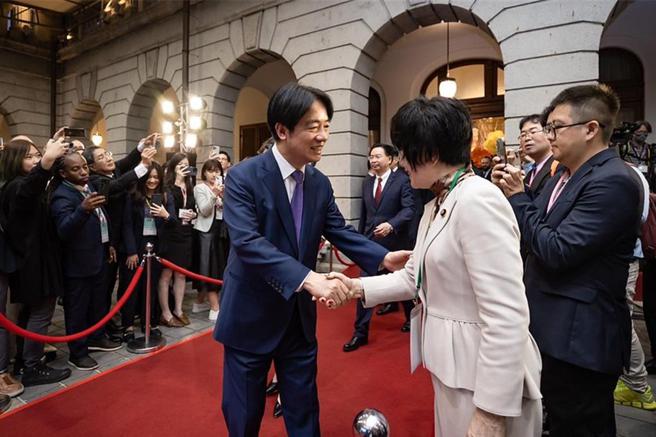 准总统赖清德19日出席就职典礼庆贺团外交部欢迎酒会。图／总统府提供