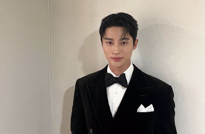 邊佑錫出演《背著善宰跑》爆紅。（圖／byeonwooseok IG）