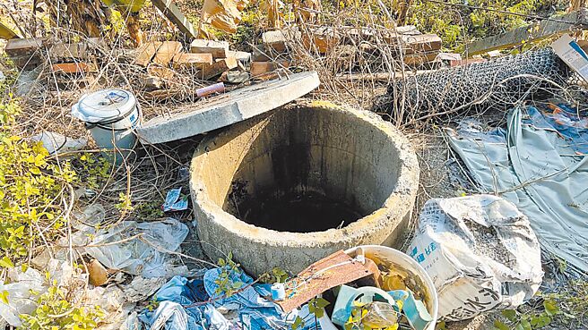 台中市30歲謝姓男子與30歲柯姓女友，涉嫌將男嬰淹死後棄屍水井，被依殺人等罪起訴。（民眾提供／王煌忠台中傳真）