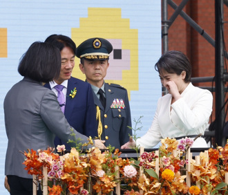 520就職》蔡英文9點15離開總統府  上車前向賴蕭說這句話