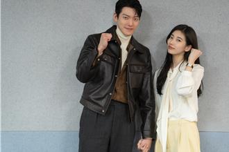 《黑暗榮耀》編劇攜《雞不可失》導演　金宇彬、秀智隔7年談戀愛