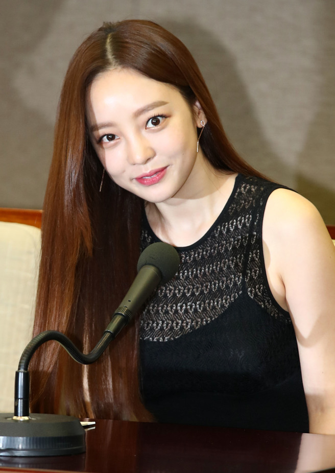 具荷拉传出是揭露「胜利郑俊英案」的关键人。(图／达志)