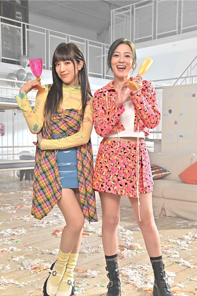 卓文萱與梁舒涵合作全新單曲〈你超啤的〉。（寬寬整合行銷提供）