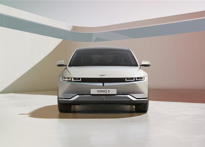 全新24年式到港 IONIQ 5、 IONIQ 6正式售價159.9萬元起。圖／業者提供