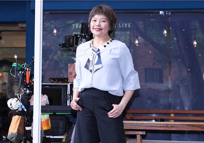 林嘉俐饰演总经理秘书。（陈俊吉摄）