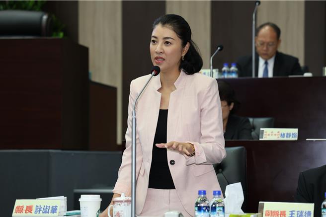 南投县长许淑华指出，将透过路网串连松岭之星、八卦山天空之桥、观光工厂、中兴新村等景点，打造观光轴线。（南投县政府提供／杨静茹南投传真）