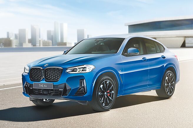BMW X4 xDrive30i M Sport車型升級M專屬20吋輪圈、紅色M煞車套件。（汎德提供）