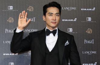 宋承憲自曝遭前女友嗆「嘴裡有屎味」 受打擊當天戒菸