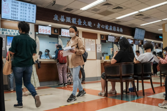 口罩令全面解除 医狂劝1场所仍要戴：那是大毒窟