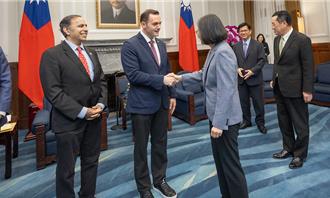 陸外交部出手了！制裁美前眾議員蓋拉格 凍結財產限入境