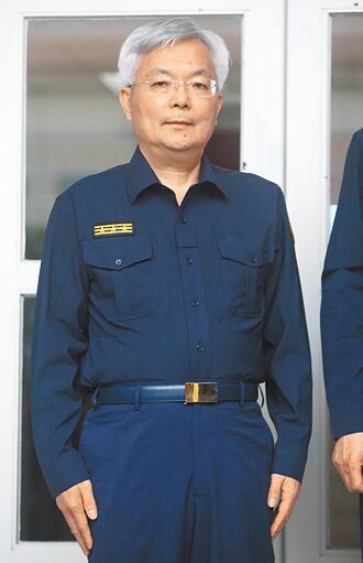 頭一遭 總統上任首日 警調廉海巡首長全換