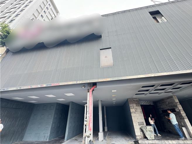 该养生馆曾经多次转手去年11月改名后再度开业，营业登记为养生会馆，今年警方曾多次临检，皆未查获违法。（王惠慧摄）