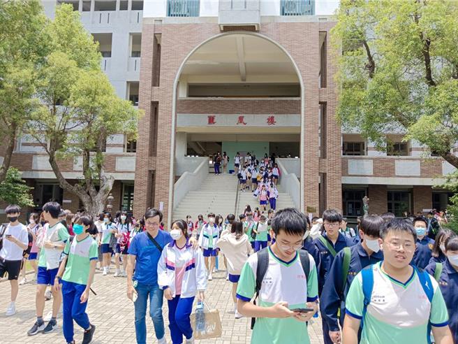 苗栗縣國中新生數暴增，圖為國中學生示意圖。（苗栗縣政府提供／李京昇苗栗傳真）