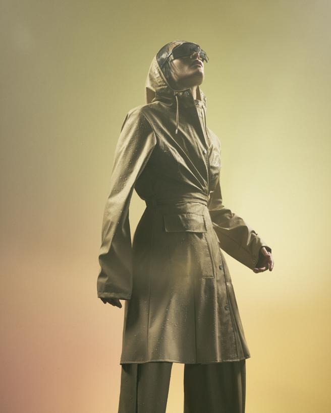 RAINS來自丹麥主打機能、防水單品。（RAINS提供）