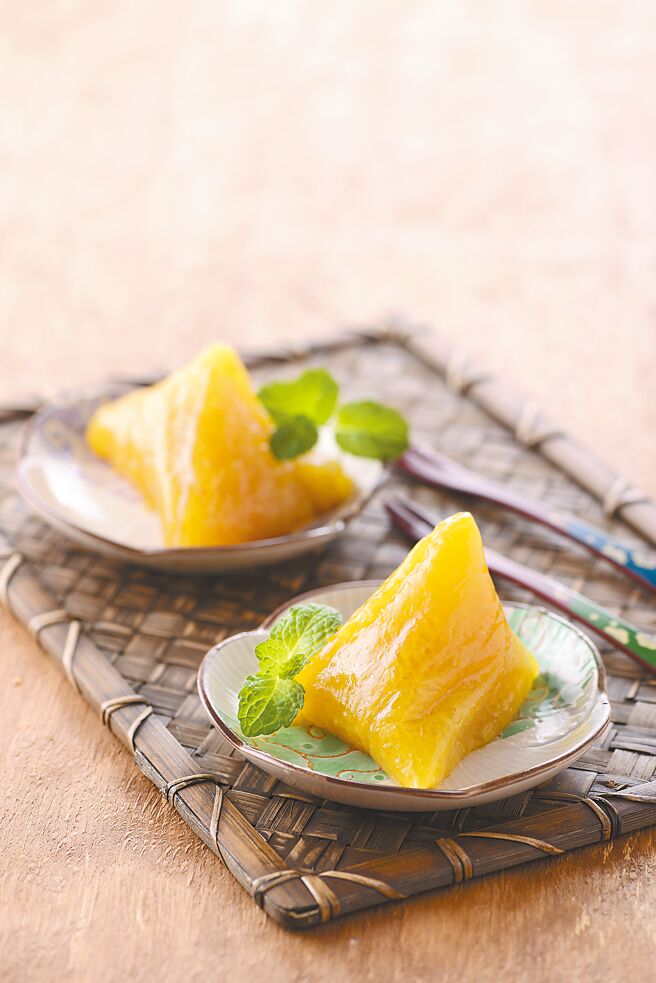 美廉社南門市場南園鹼粽，5入299元。（美廉社提供）