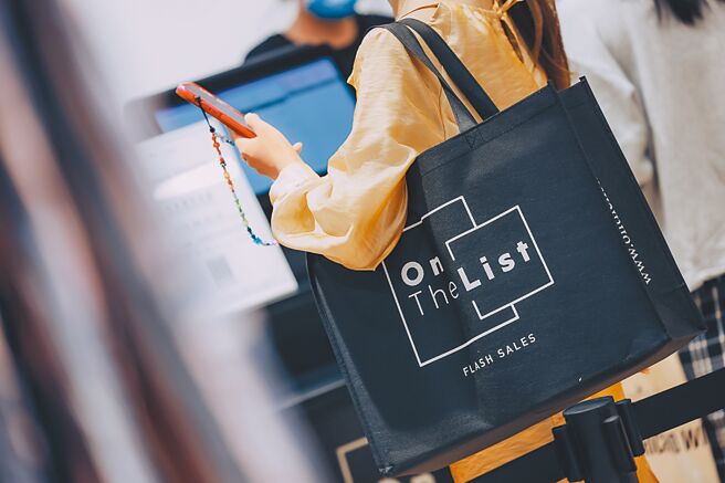 瞄准小资女、白领採购精品需求，让OnTheList尚列快闪大受欢迎。（OnTheList尚列快闪提供）