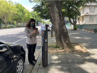 竹市路邊智慧停車柱成效佳 使用率成長40％