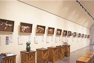 海廢變黃金？ 學生與藝術家當創作素材