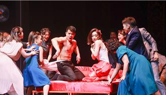 閻奕格《囍宴》又吻又脫！另一半被告知「沈默不語」