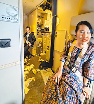 新航遇嚴重亂流 迫降曼谷1死30傷