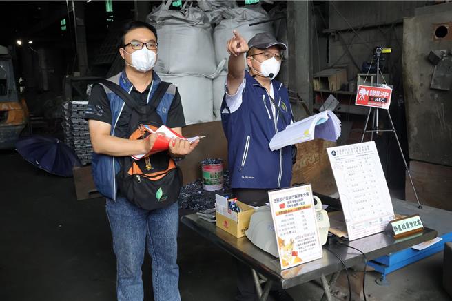 屏東執行分署將於29日在屏南工業區進行第二拍，有裝料桶35個、模具5組、鋁製模具流道安裝8組以及轉湯斗1個，只要達底價一半就有機會把物件帶回家。（屏東執行分署提供／謝佳潾屏東傳真）