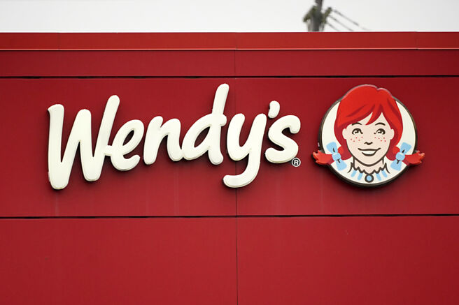 温蒂汉堡（Wendy’s）紧跟麦当劳的脚步宣布，开卖3美元的早餐组合。图／美联社