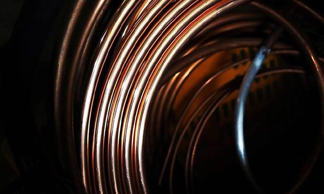 近期國際銅價連番上漲，又有台電強韌電網計畫釋單的助攻，線纜業營運動能充沛。圖／Unsplash
