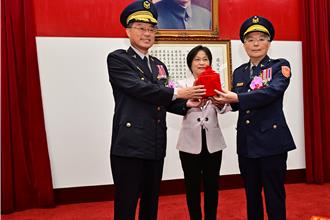 署長交接前夕！學霸隊長發文影射罵「他」 刑事局要懲處