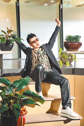 屁孩Ryan可跩可宅