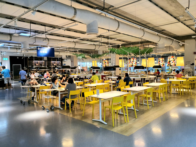 在外用餐常见他人用私人物品占位。（示意图，shutterstock／达志）